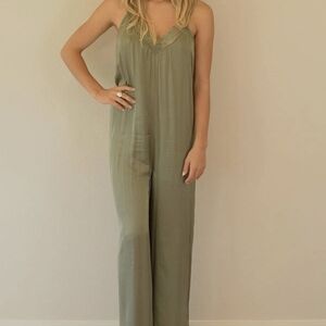 Chic Sage Green Sleeveless Jumpsuit